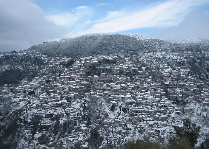 Hotel Lagadia 4 Seasons 3*