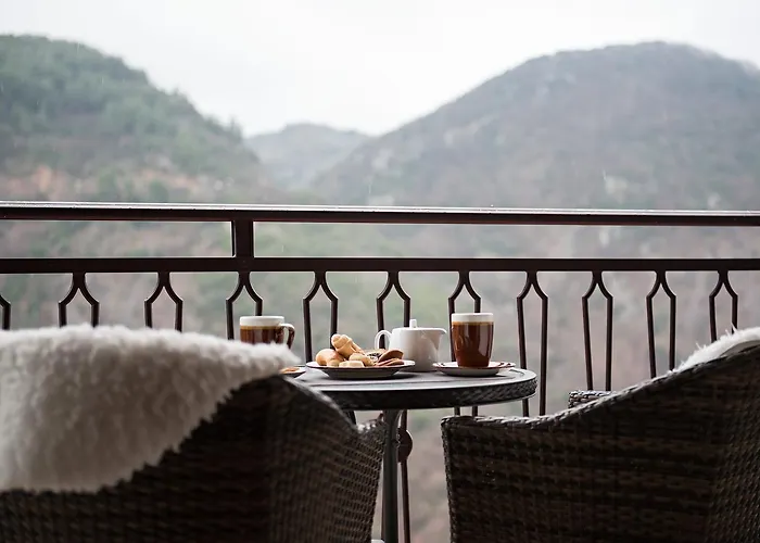 Hotel Lagadia 4 Seasons 3*